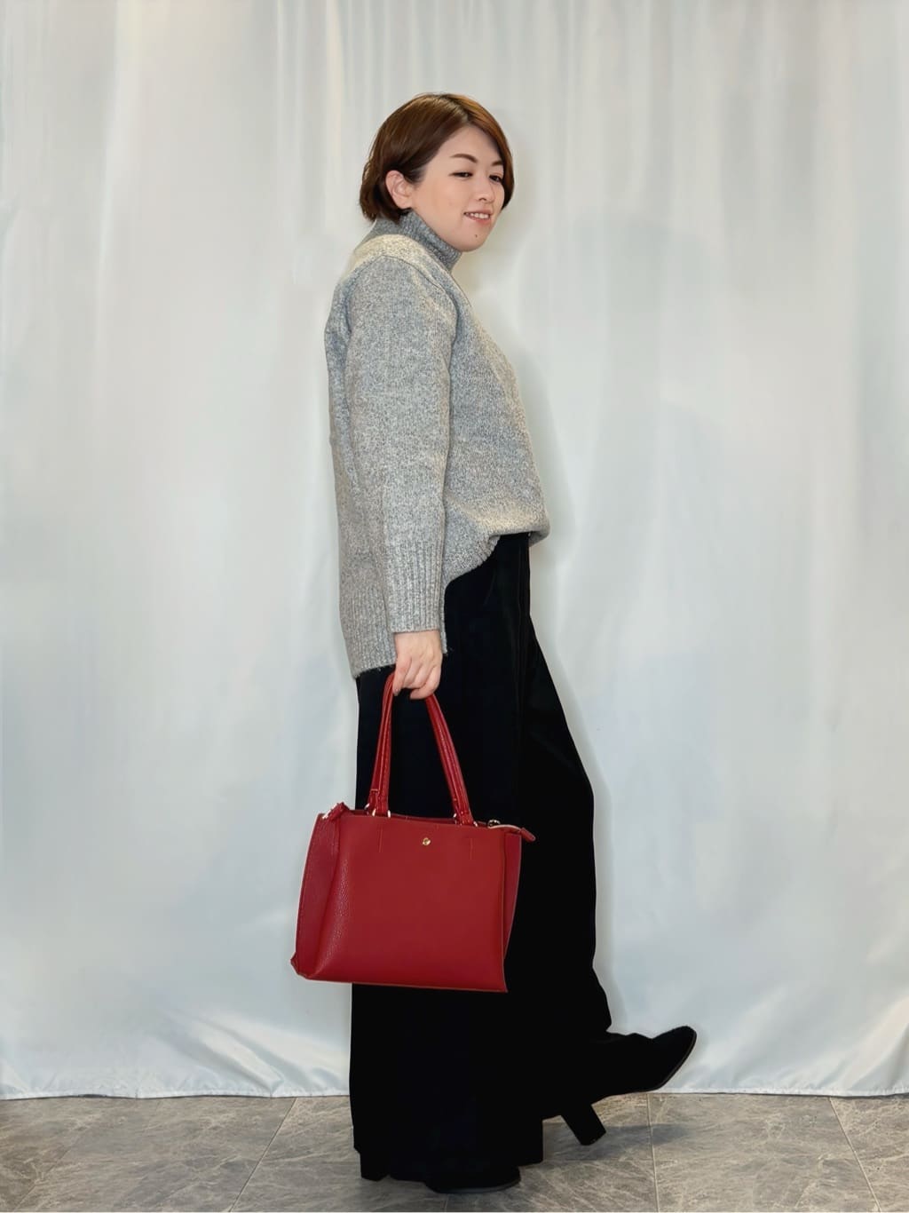 たみさんの「SHOO･LA･RUE｜【S-LL】ゆるシルエットな メランジタートルニット」を使ったコーディネート