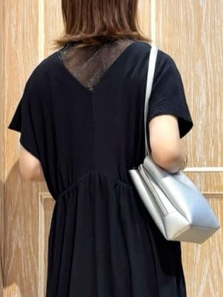 meiさんの「SHOO･LA･RUE｜【前後2WAY】さらりと大人上品に 楊柳フレンチワンピース」を使ったコーディネート