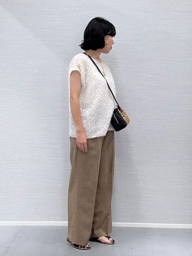 Yukoさんの「UNTITLED｜【セットアップ可/洗える】フェザーフレンチスリーブブラウス」を使ったコーディネート