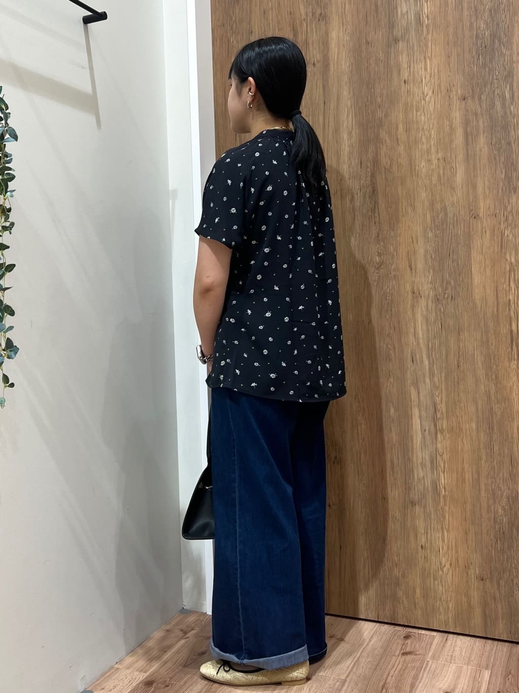 Reinaさんの「grove｜【人間工学】つつまれフィットバレエシューズ （抗菌防臭加工裏地使用）」を使ったコーディネート