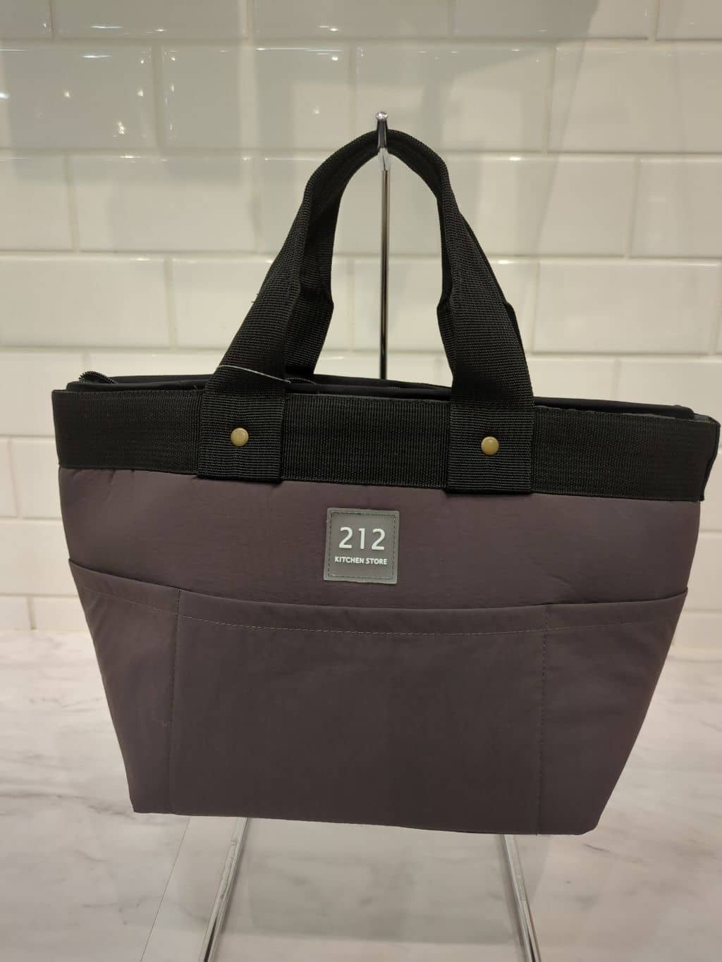 miさんの「212 KITCHEN STORE｜3wayランチバッグ DGY ＜212Kオリジナル＞」を使ったコーディネート