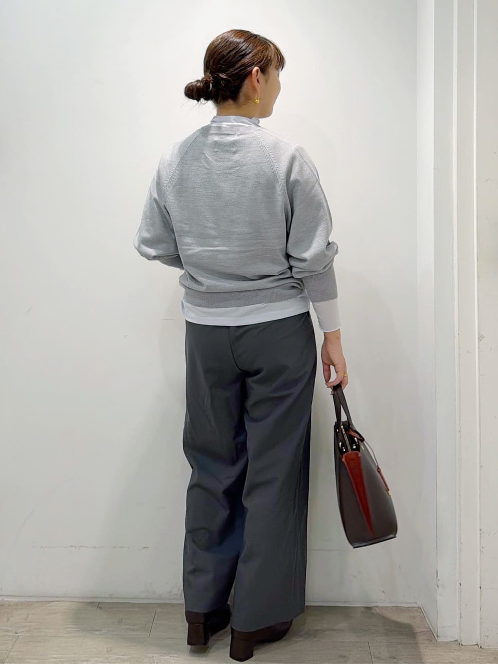 sumicaさんの「OPAQUE.CLIP｜シアーハイネックトップス【洗濯機OK】」を使ったコーディネート