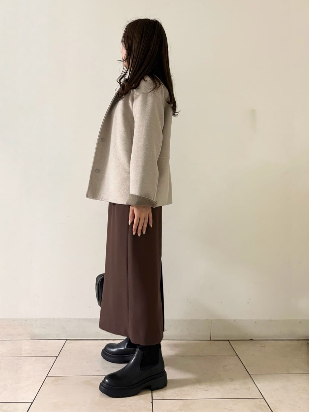 kahoさんの「INDIVI｜ストレッチミドルブーツ」を使ったコーディネート