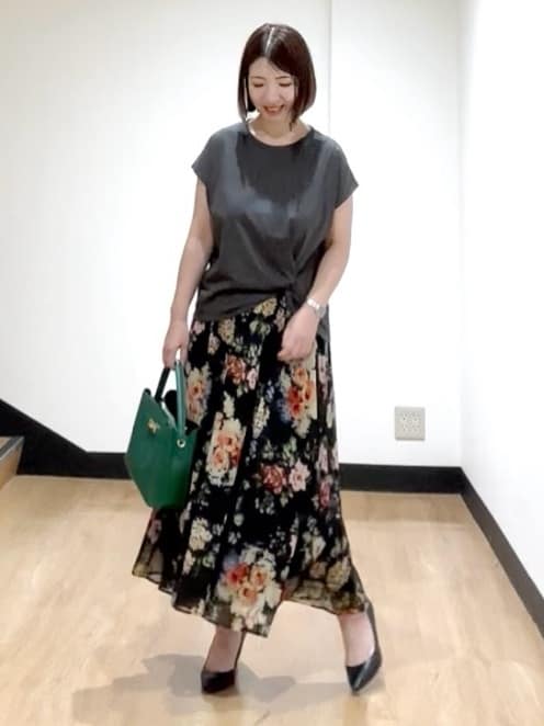 MIKIKOさんの「UNTITLED｜【追加/新色】エアリーワンハンドルバッグ」を使ったコーディネート