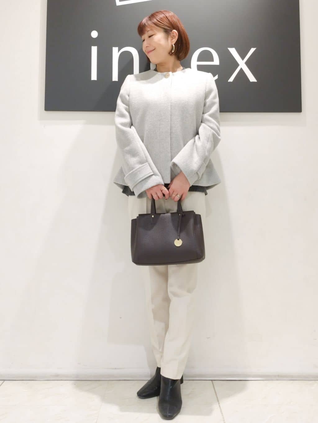 n.さんの「index｜ウォームストレッチテーパードパンツ【洗濯機OK／防シワ／吸湿発熱】《XS～3L》」を使ったコーディネート