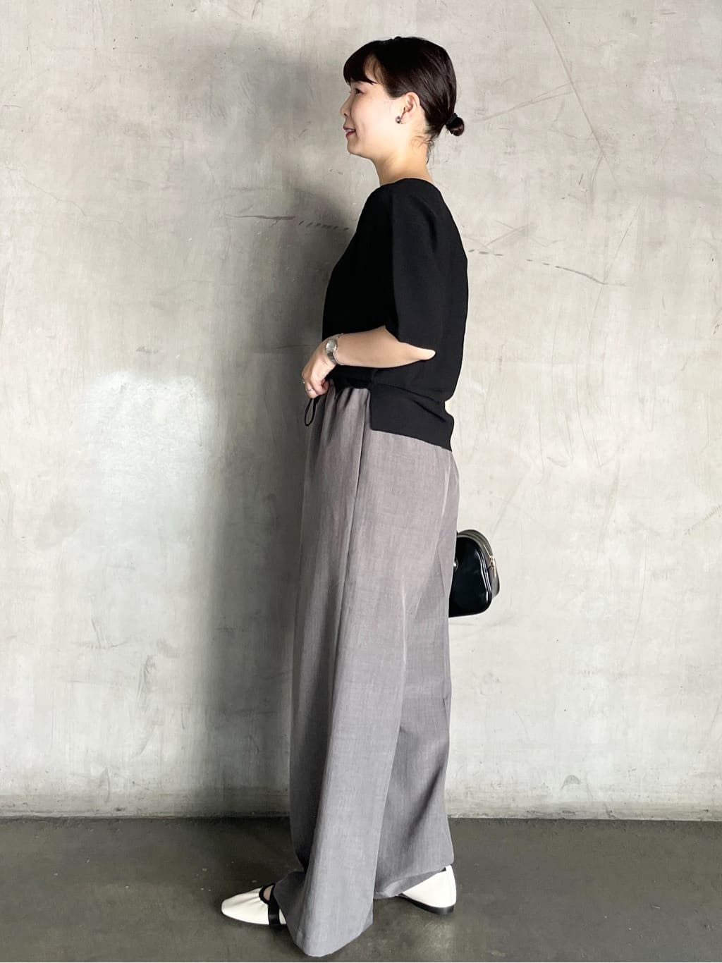 tomokoさんの「OPAQUE.CLIP｜ガーターボリュームスリーブニット【UVケア／洗濯機洗い可】」を使ったコーディネート