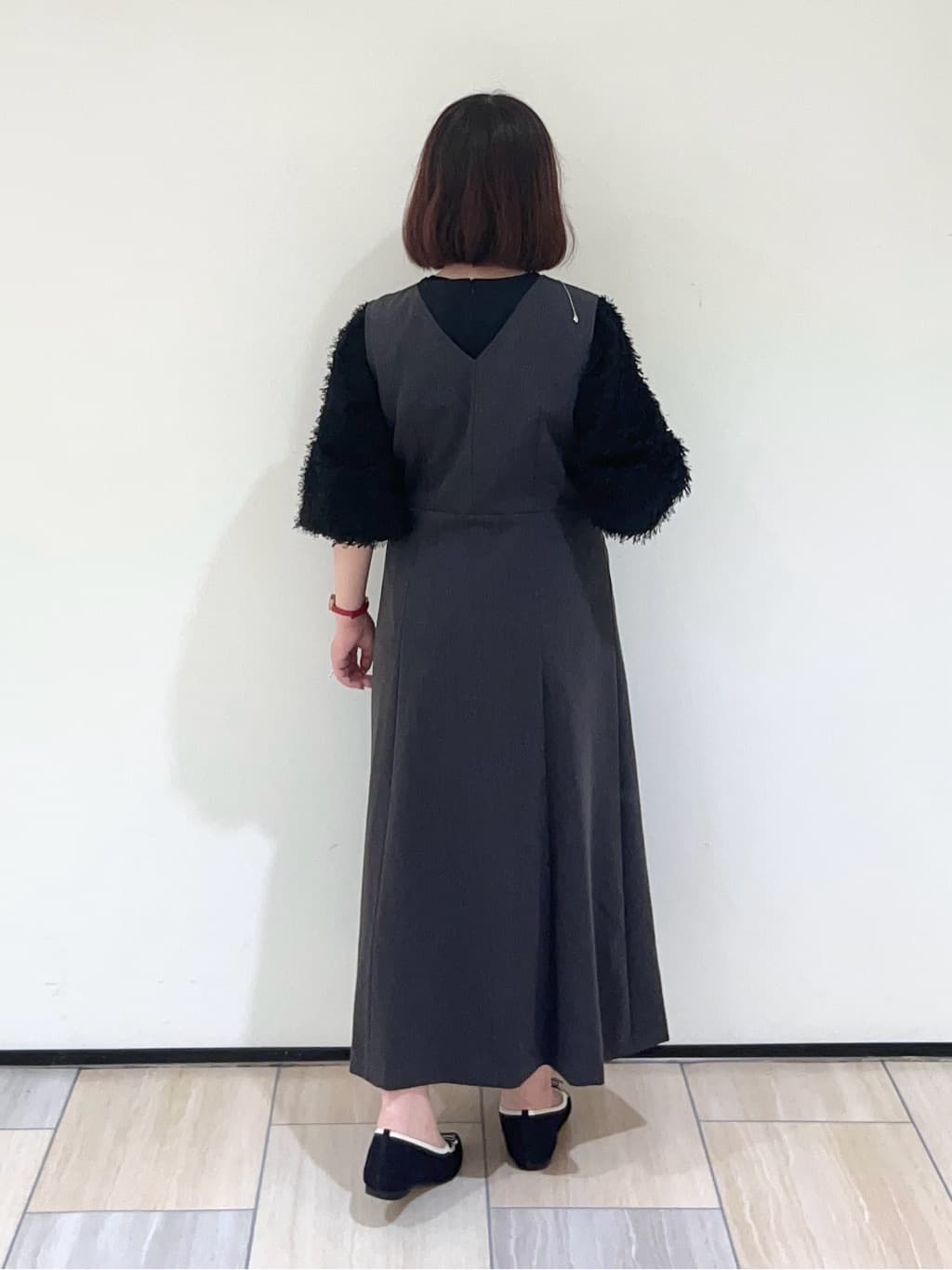 Mitsukiさんの「UNTITLED｜【丸首/Tシャツ風/短丈】シャギースリーブ ポンチカットソー」を使ったコーディネート