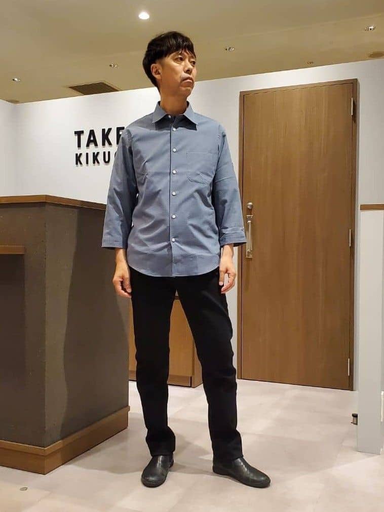 ishidaさんの「TAKEO KIKUCHI｜【COOL CITY WEAR】DotAir（R）サッカー シャツ」を使ったコーディネート