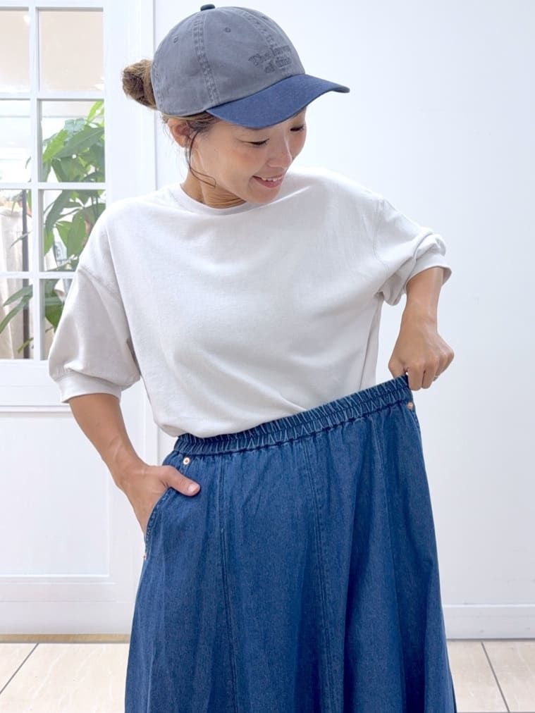 Osawaさんの「Dessin｜【360度可愛い/前後2WAY/洗える】ライトコットンヘンリーカットソー」を使ったコーディネート