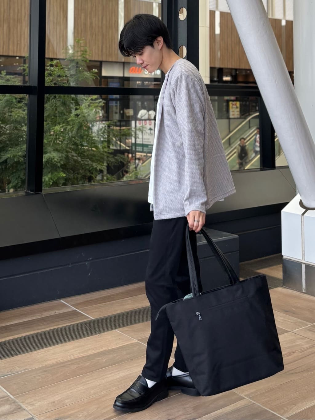 うらしーさんの「THE SHOP TK｜【セットでお買い得！！】長袖カーディガン＋半袖Tシャツ　洗濯機OK/吸水速乾(Tシャツのみ)」を使ったコーディネート