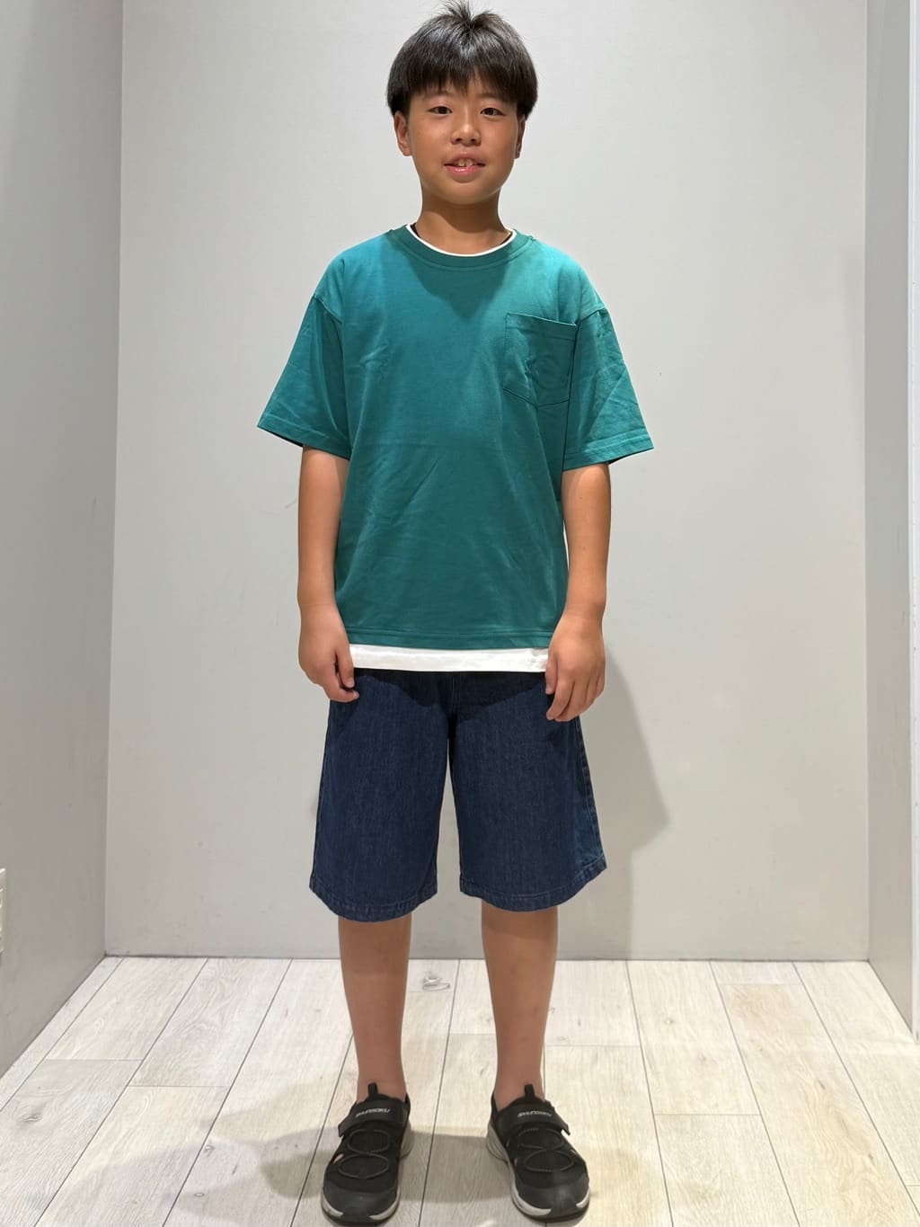 kuboさんの「THE SHOP TK｜【110－160】レイヤード風半袖Tシャツ/洗濯機OK」を使ったコーディネート