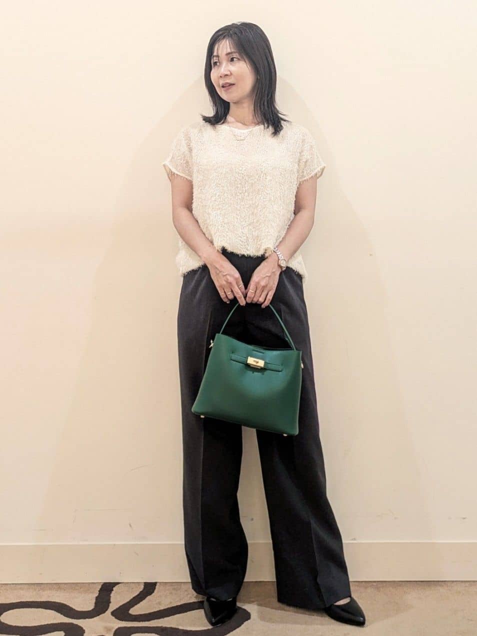 laverさんの「UNTITLED｜【セットアップ可/洗える】フェザーフレンチスリーブブラウス」を使ったコーディネート