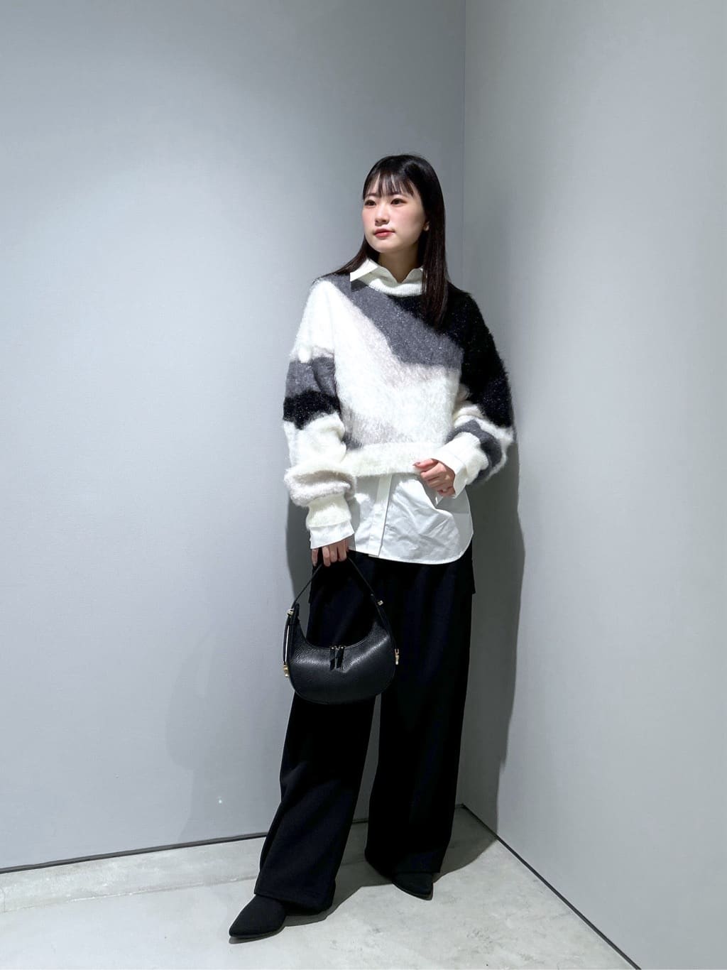 Renoさんの「INDIVI｜【MILLELA FIRENZE】ショルダームーンバッグ」を使ったコーディネート