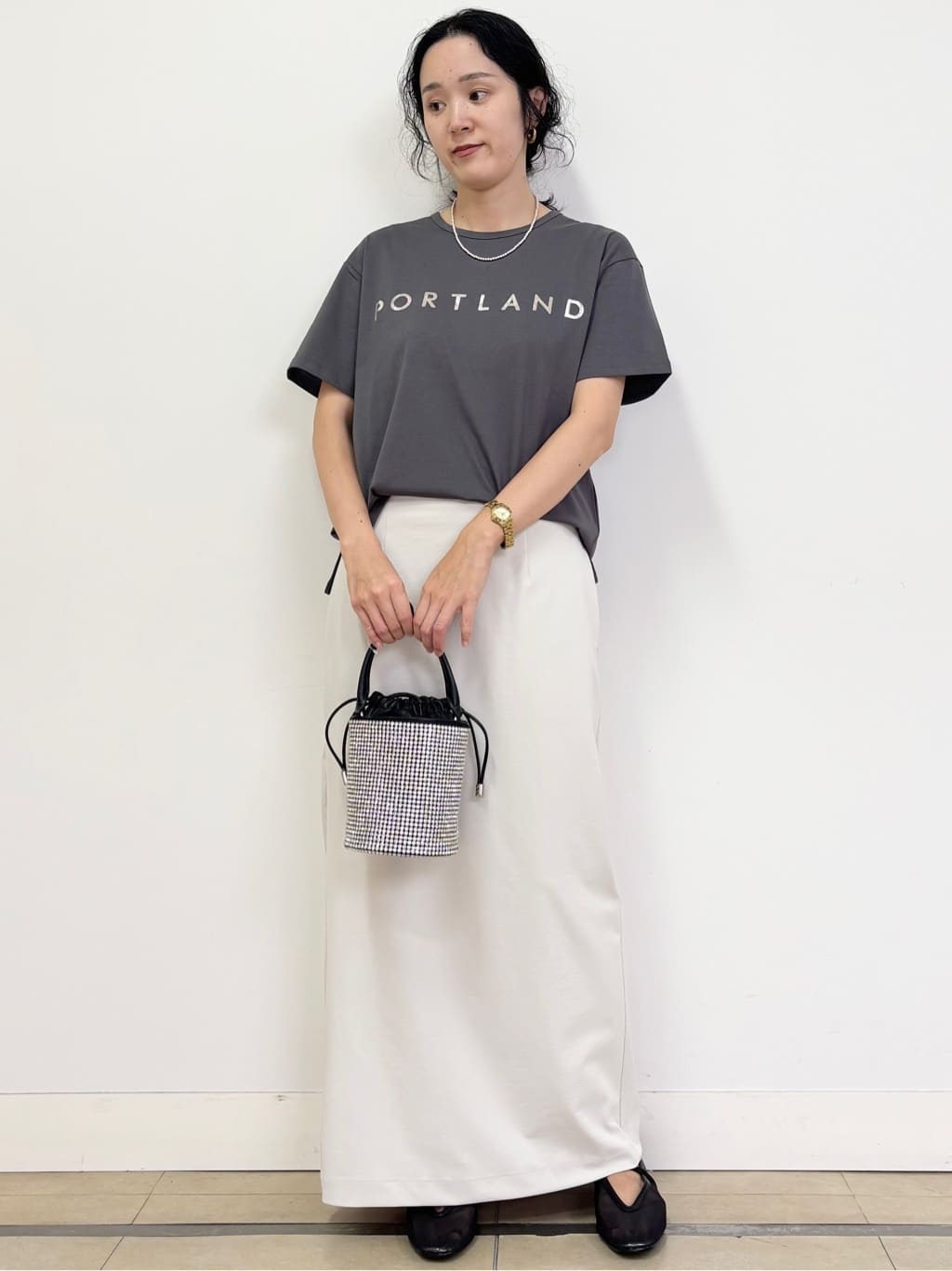 YOKOTAさんの「DRESSTERIOR｜◆20／1シルケット風天竺Tシャツ」を使ったコーディネート