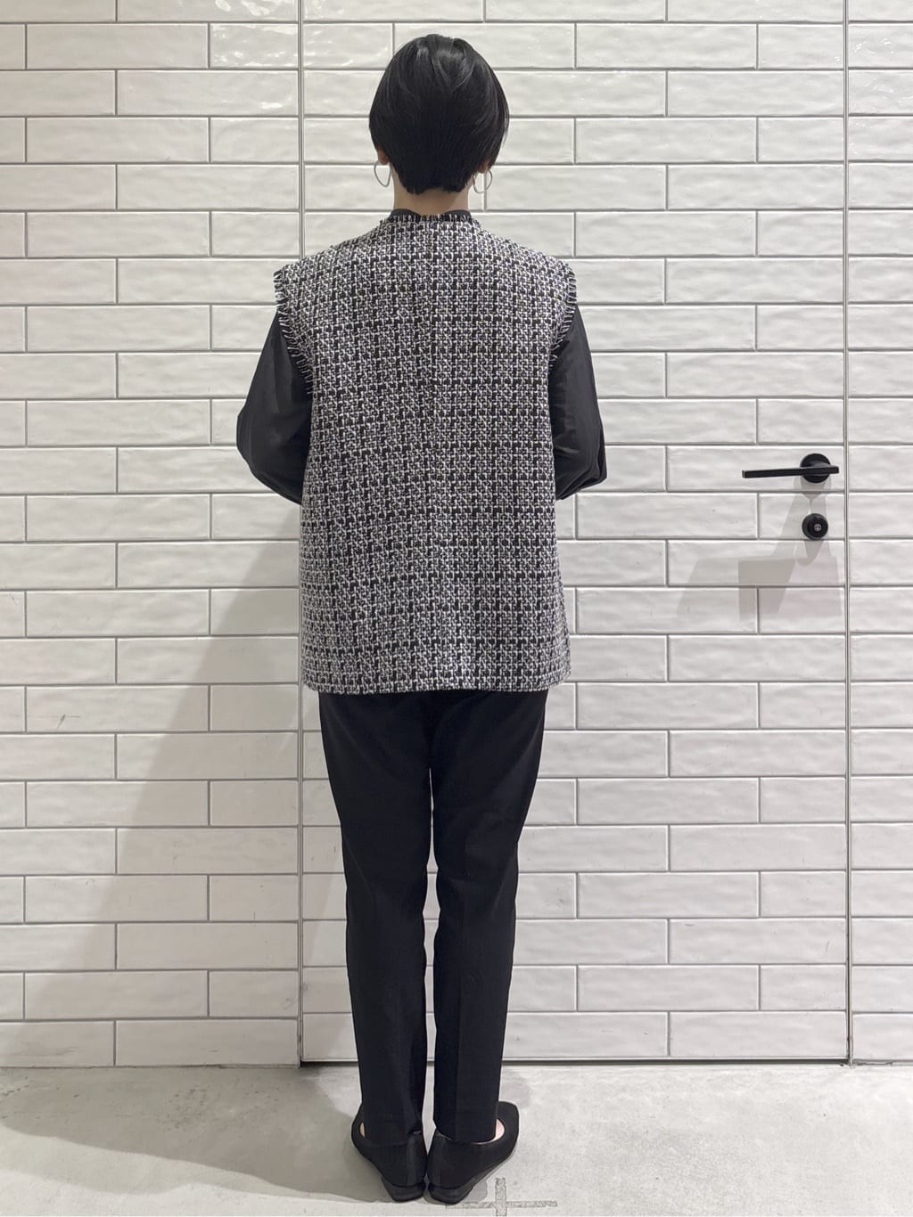 ayumiさんの「OPAQUE.CLIP｜ツイードVネックベスト【洗濯機OK】」を使ったコーディネート