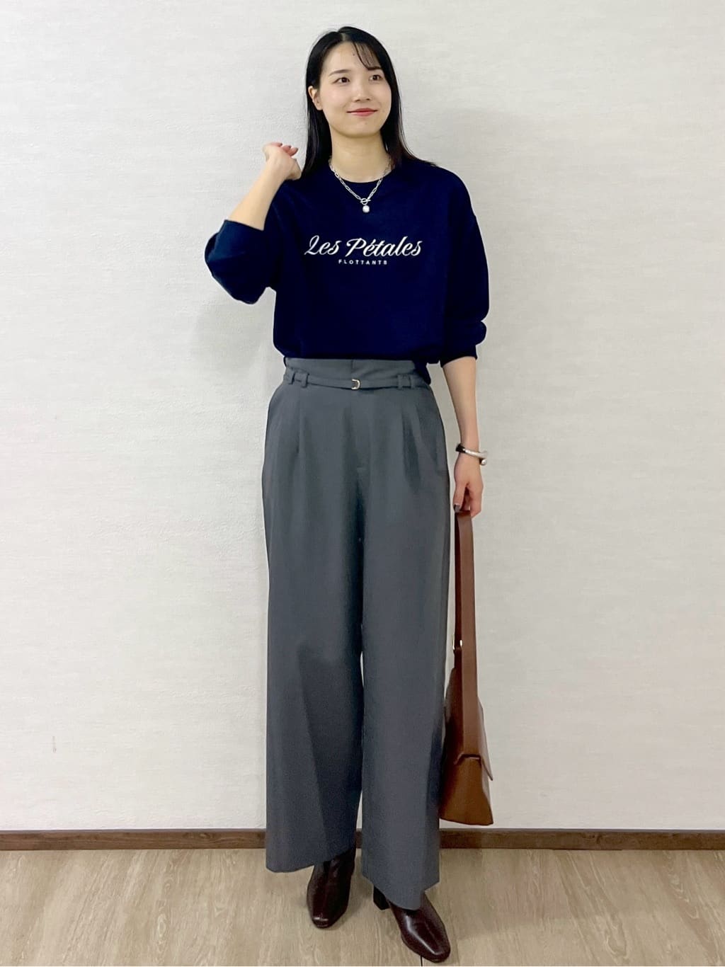 sachikoさんの「OPAQUE.CLIP｜ベルト付きタックワイドパンツ【洗濯機OK】」を使ったコーディネート