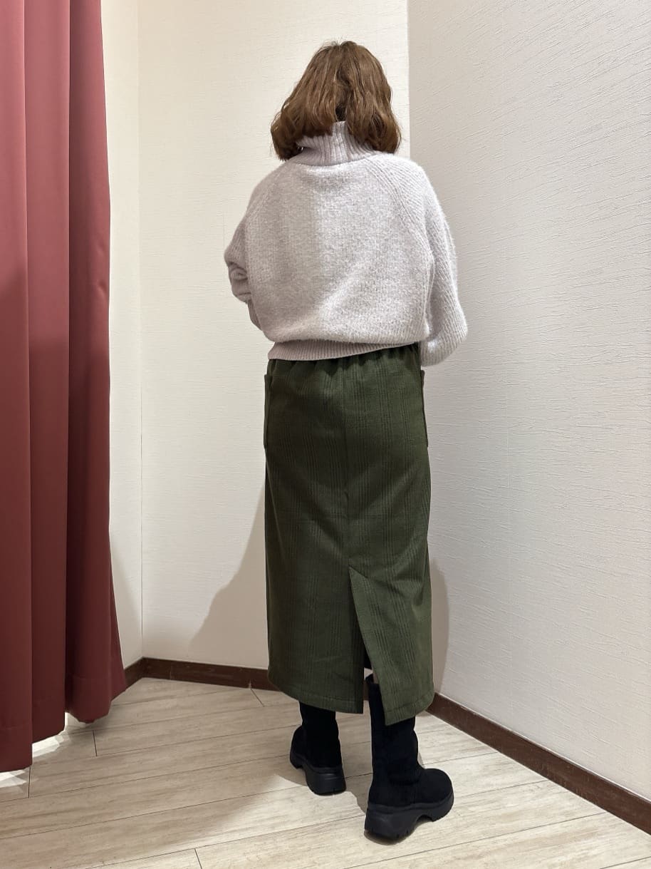 Chinaさんの「SHOO･LA･RUE｜【S-LL/あったか】大人レディな着こなしに シャギーチェックスカート」を使ったコーディネート