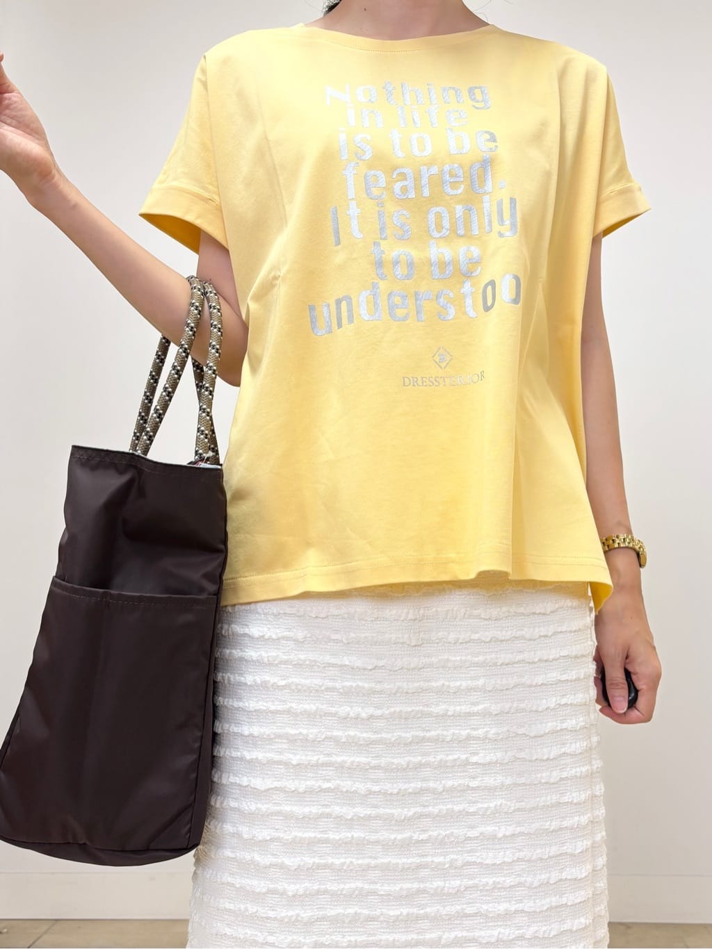 YOKOTAさんの「DRESSTERIOR｜◆箔PTドルマンスリーブロゴTシャツ」を使ったコーディネート