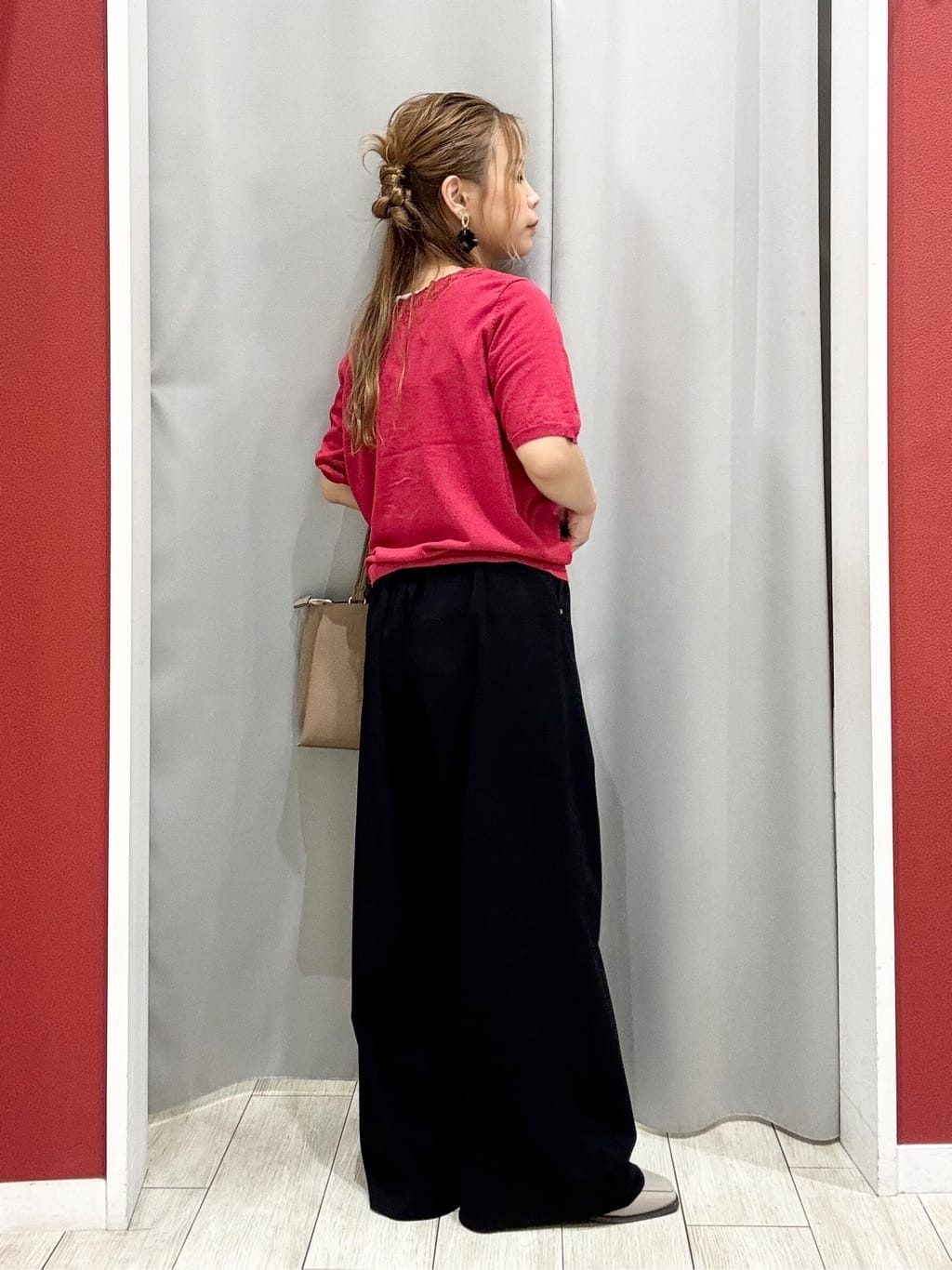 shioさんの「SHOO･LA･RUE｜【洗える/S-LL/前後2WAY】きれい見え 刺繍ニットカーディガン」を使ったコーディネート