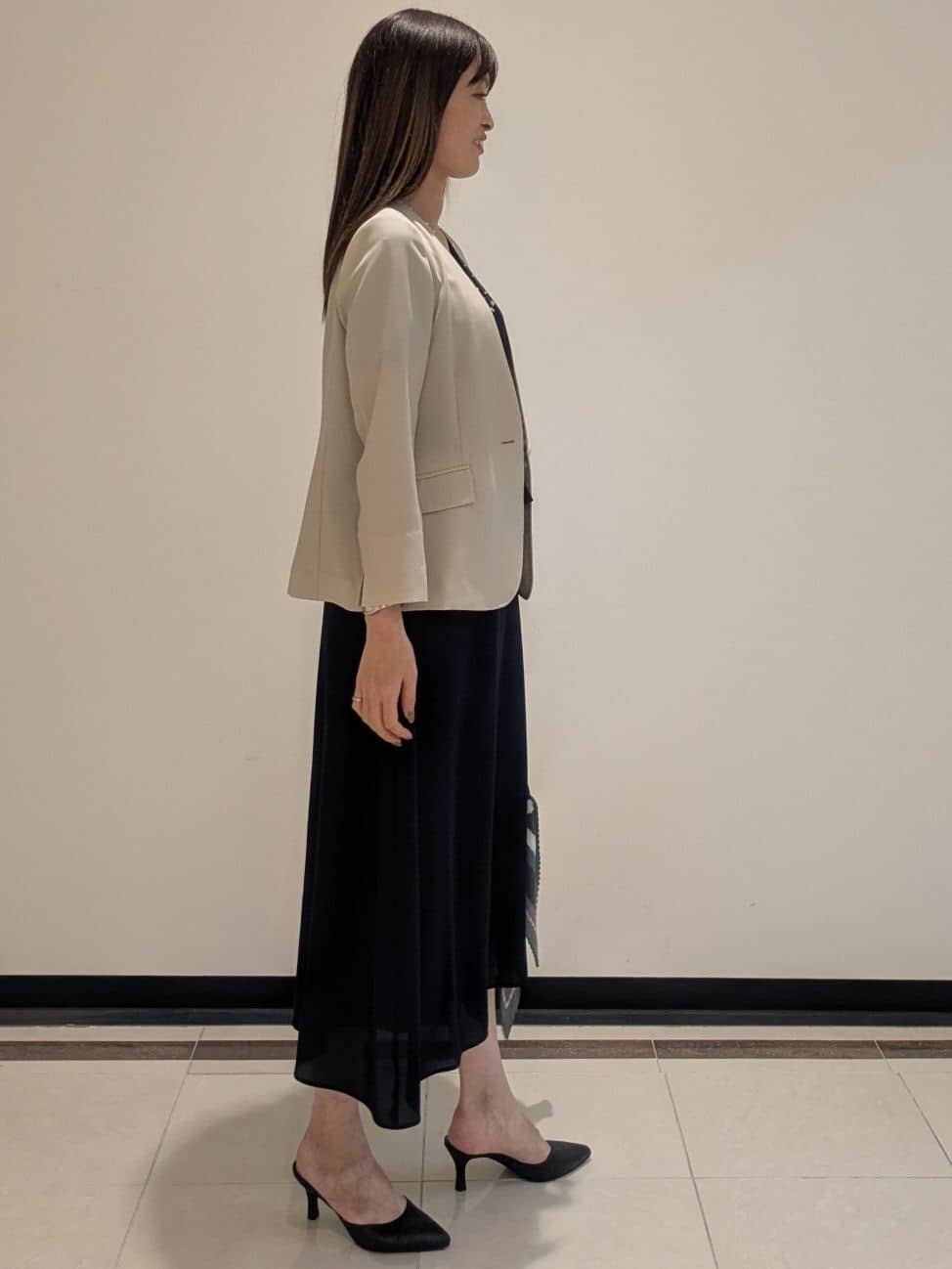 mikiさんの「COUP DE CHANCE｜【手洗い可／日本製】カシュクール風ワンピース」を使ったコーディネート