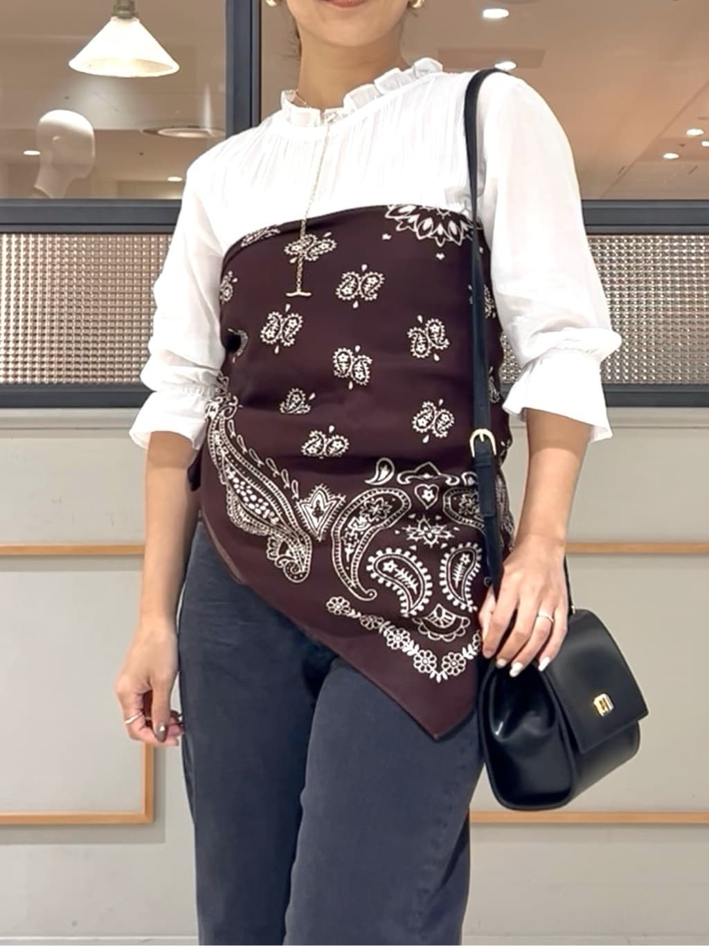 𝑹𝑶𝑴𝑰さんの「INDIVI｜【洗える/コットン】ピンタックシアーブラウス」を使ったコーディネート