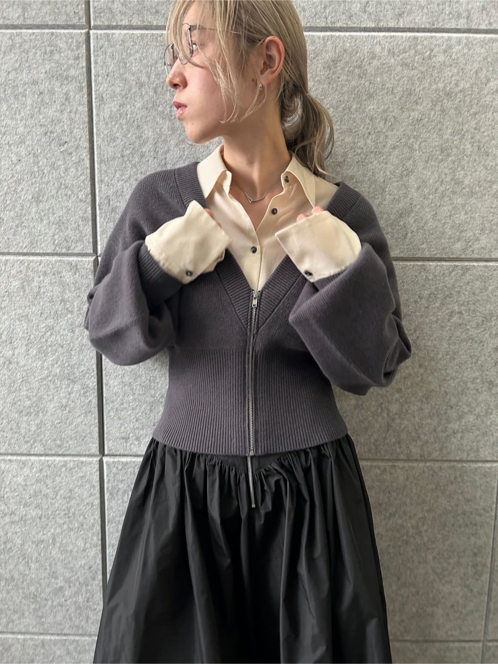 honoka Aさんの「CODE A｜zip form cardigan」を使ったコーディネート
