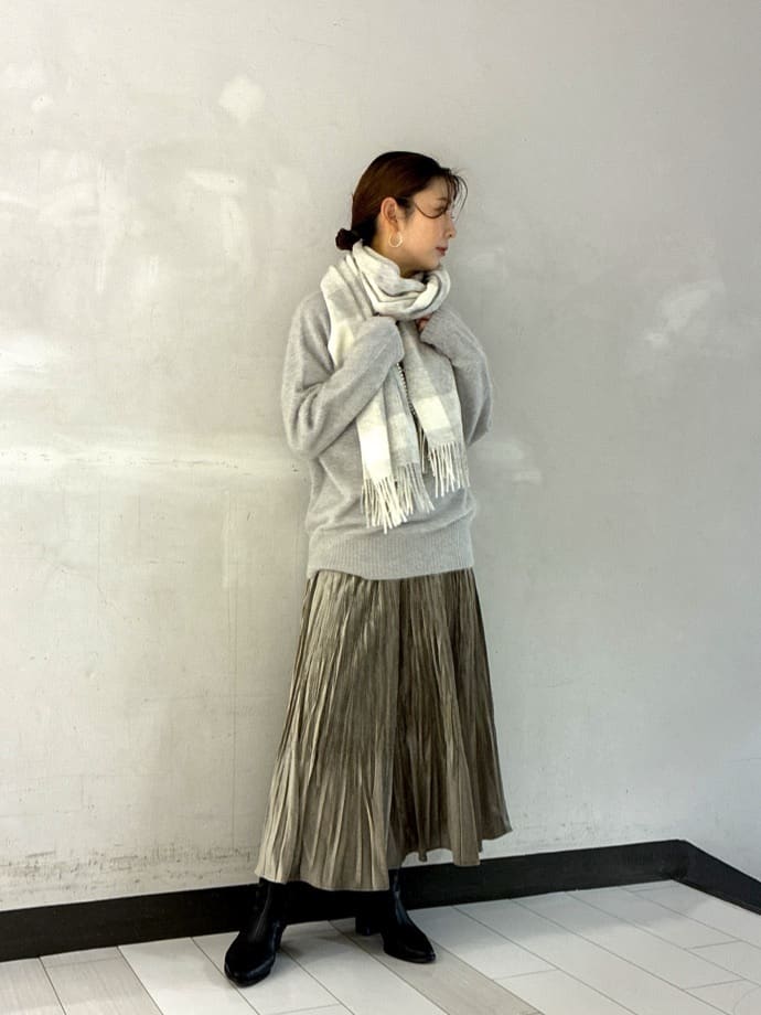 Rinさんの「UNTITLED｜【大人な品格/ふわふわニット】フォックスカシミヤ コクーンニット」を使ったコーディネート