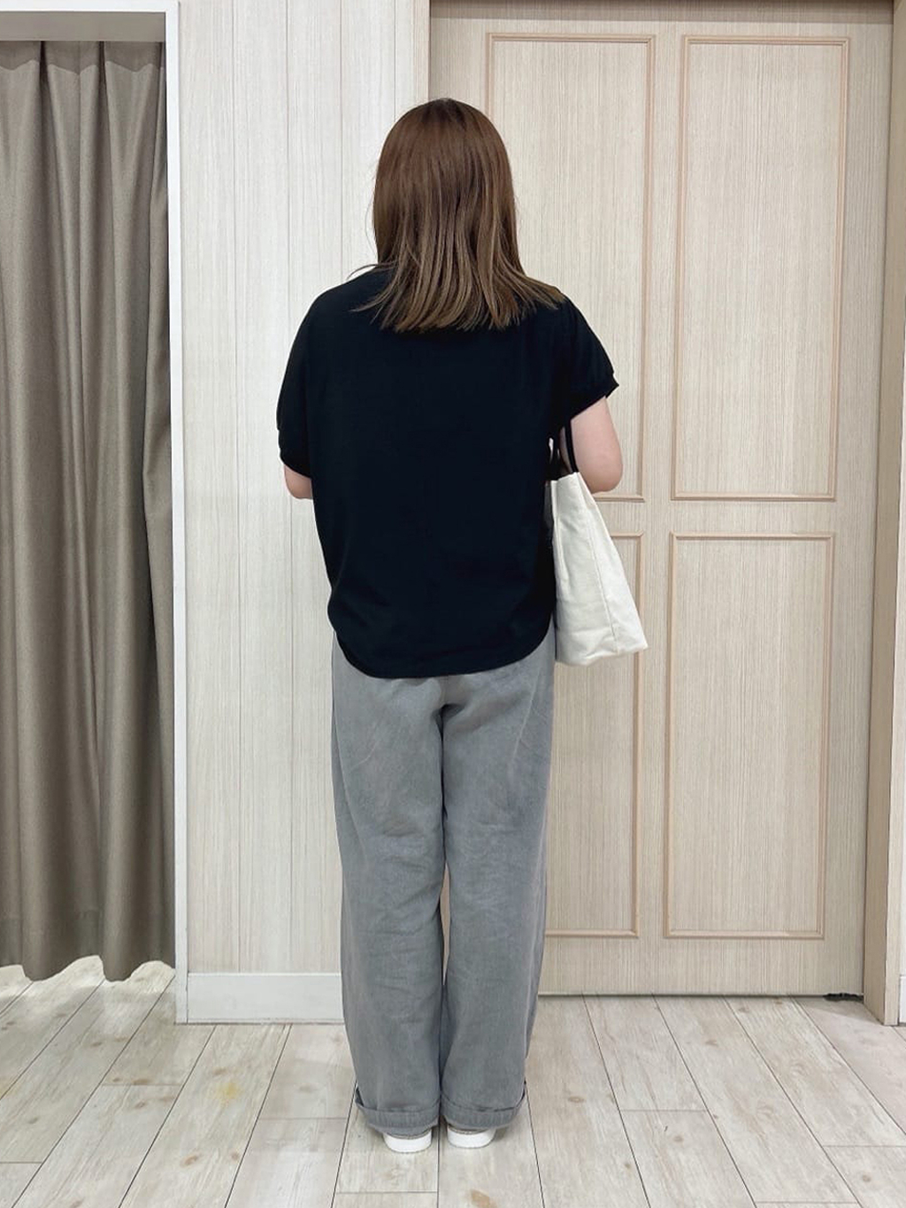 akiさんの「SHOO･LA･RUE｜【ひんやり/洗濯後しわになりにくい】リブ切り替えドルマンブラウス」を使ったコーディネート