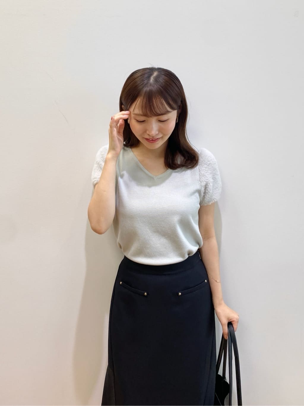 みさかさんの「index｜バックフレアマーメイドスカート【洗濯機洗い可／イージーアイロン】」を使ったコーディネート