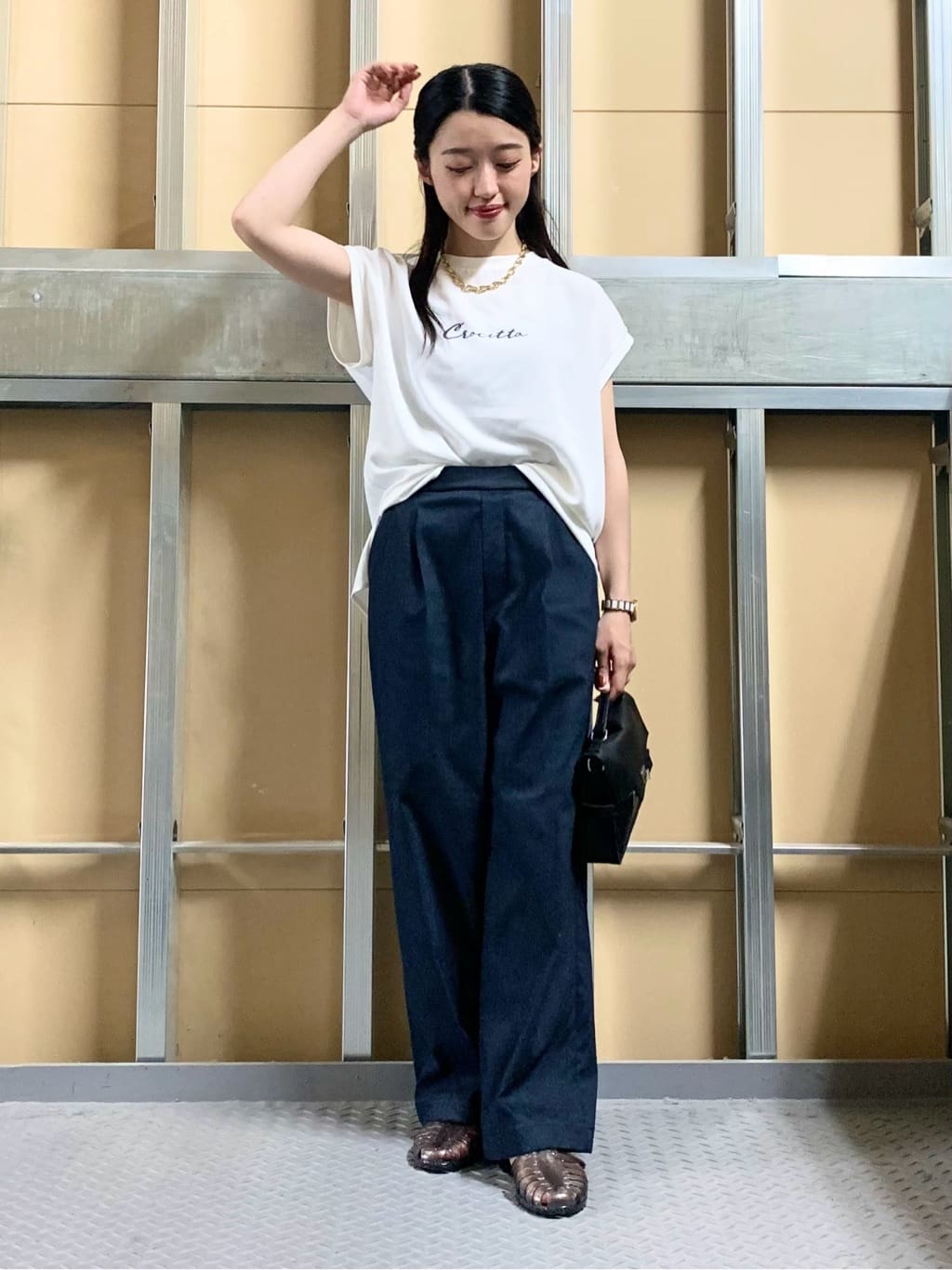 sahoさんの「THE SHOP TK｜ラバーグルカサンダル」を使ったコーディネート