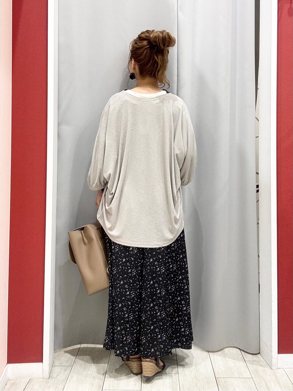 shioさんの「SHOO･LA･RUE｜【UV/さらさらタッチ】女性らしさ漂う 5分袖ボレロカーディガン」を使ったコーディネート
