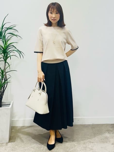 Miwaさんの「UNTITLED｜【アンサンブル可/薄手/洗える】5分袖クルーニット」を使ったコーディネート