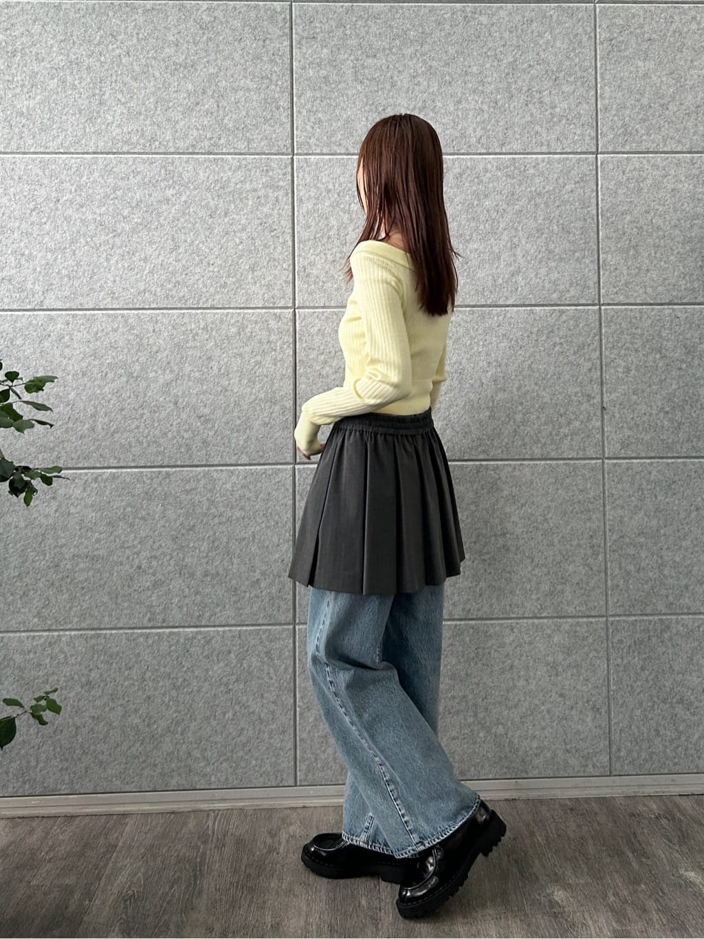 harunaさんの「CODE A｜short cardigan」を使ったコーディネート