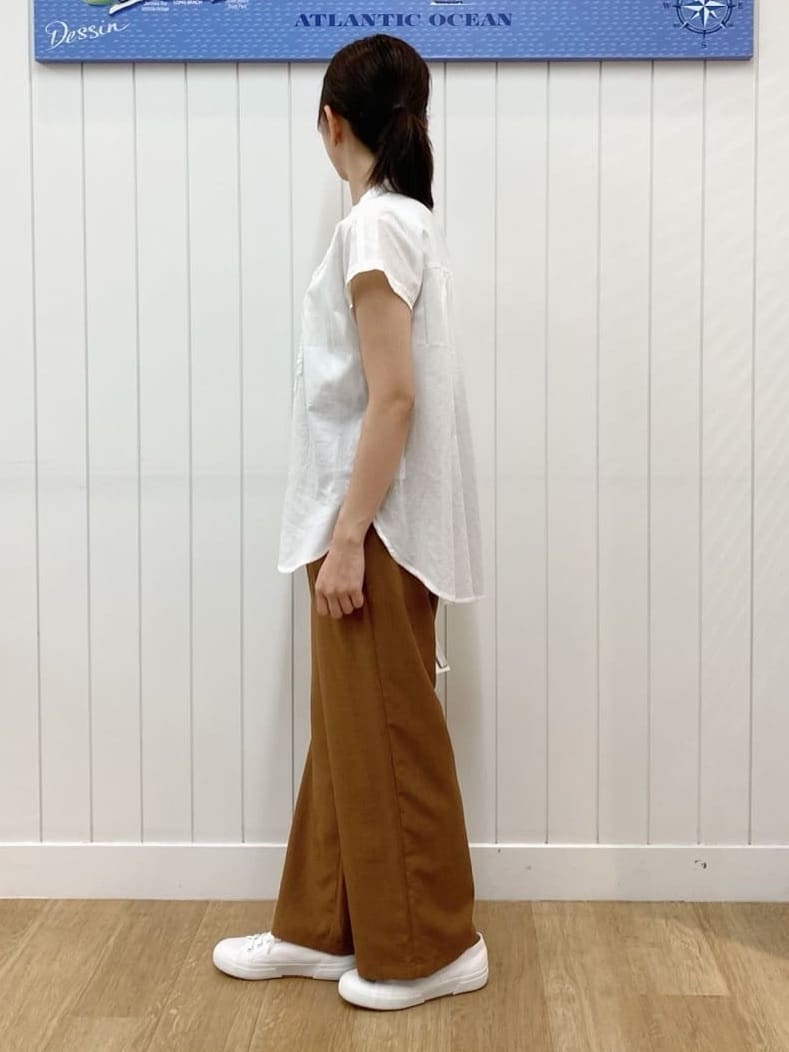 yoshiさんの「Dessin｜【洗える】スタンドカラーフリルブラウス」を使ったコーディネート