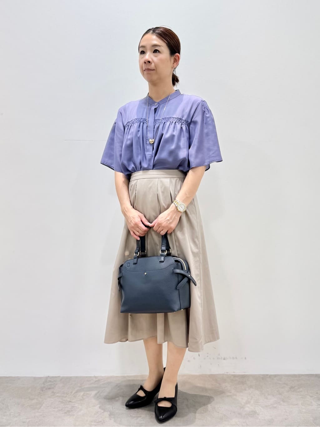 koyaさんの「Reflect｜【選べる5色◎／マシンウォッシュ可】シャーリングデザインブラウス」を使ったコーディネート