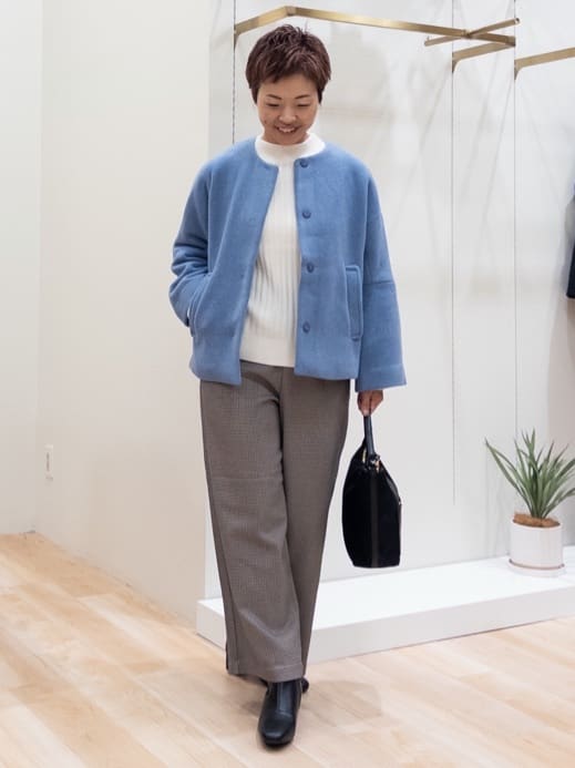 シュウコさんの「grove｜【ウール混】軽やかに羽織れるショートコート」を使ったコーディネート