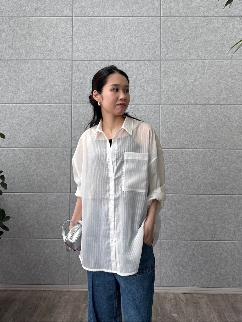 ひなさんの「INDIVI｜ロールアップデニム」を使ったコーディネート