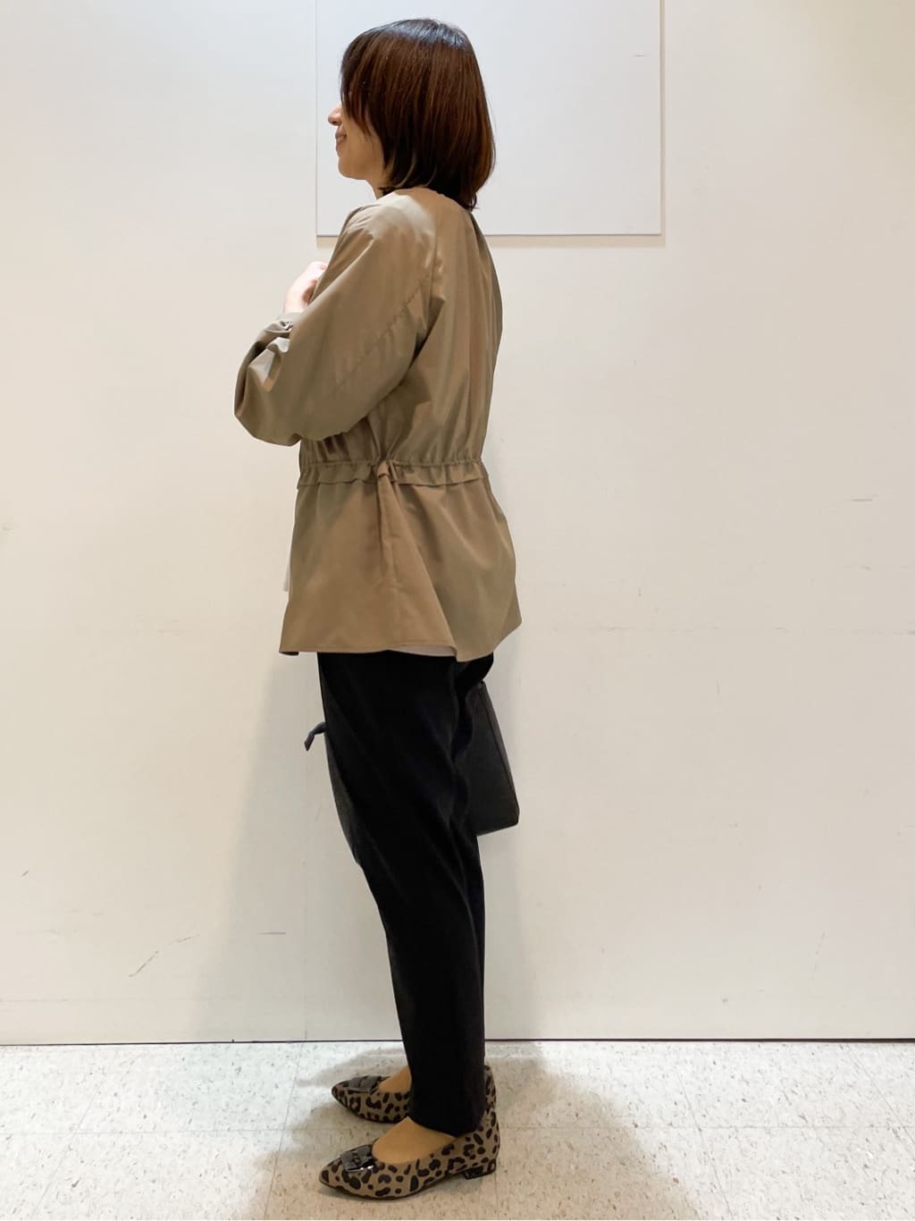 めいさんの「Reflect｜【すっきり見え！長め丈／マシンウォッシュ可】スキッパーネックジャージトップス」を使ったコーディネート