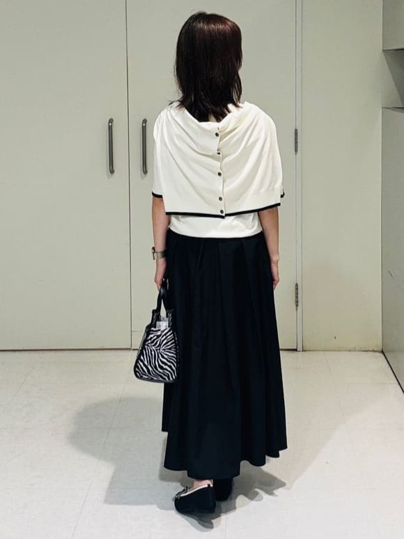 makiさんの「UNTITLED｜【アンサンブル可/薄手】ベーシッククルーネックカーディガン」を使ったコーディネート