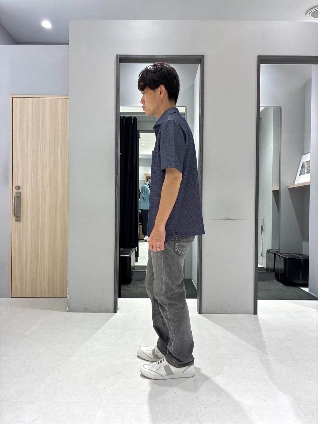 わいずみさんの「TAKEO KIKUCHI｜【抗菌防臭／9色5サイズ展開】ハニカムメランジ ポロシャツ」を使ったコーディネート