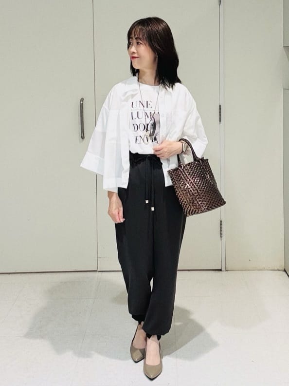 makiさんの「UNTITLED｜【ロゴT/プリントT】グラフィックTシャツ」を使ったコーディネート