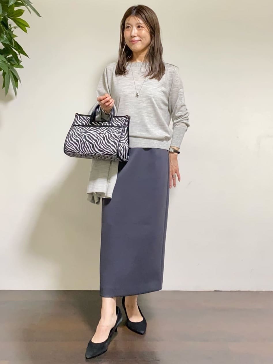 tomoさんの「UNTITLED｜【アンサンブル可/洗える/ボタンなし】シルクウールカシミヤ 着流しカーディガン」を使ったコーディネート
