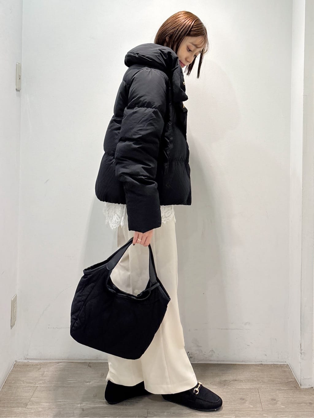 ぶまりんさんの「OPAQUE.CLIP｜アート柄シャギーニット【洗濯機OK】」を使ったコーディネート