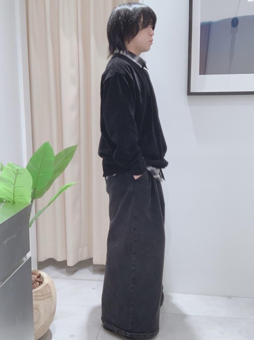 坂。さんの「THE SHOP TK｜【触れるたびに心地良い】ライトモールニット　洗濯機OK/ユニセックスでおすすめ！」を使ったコーディネート