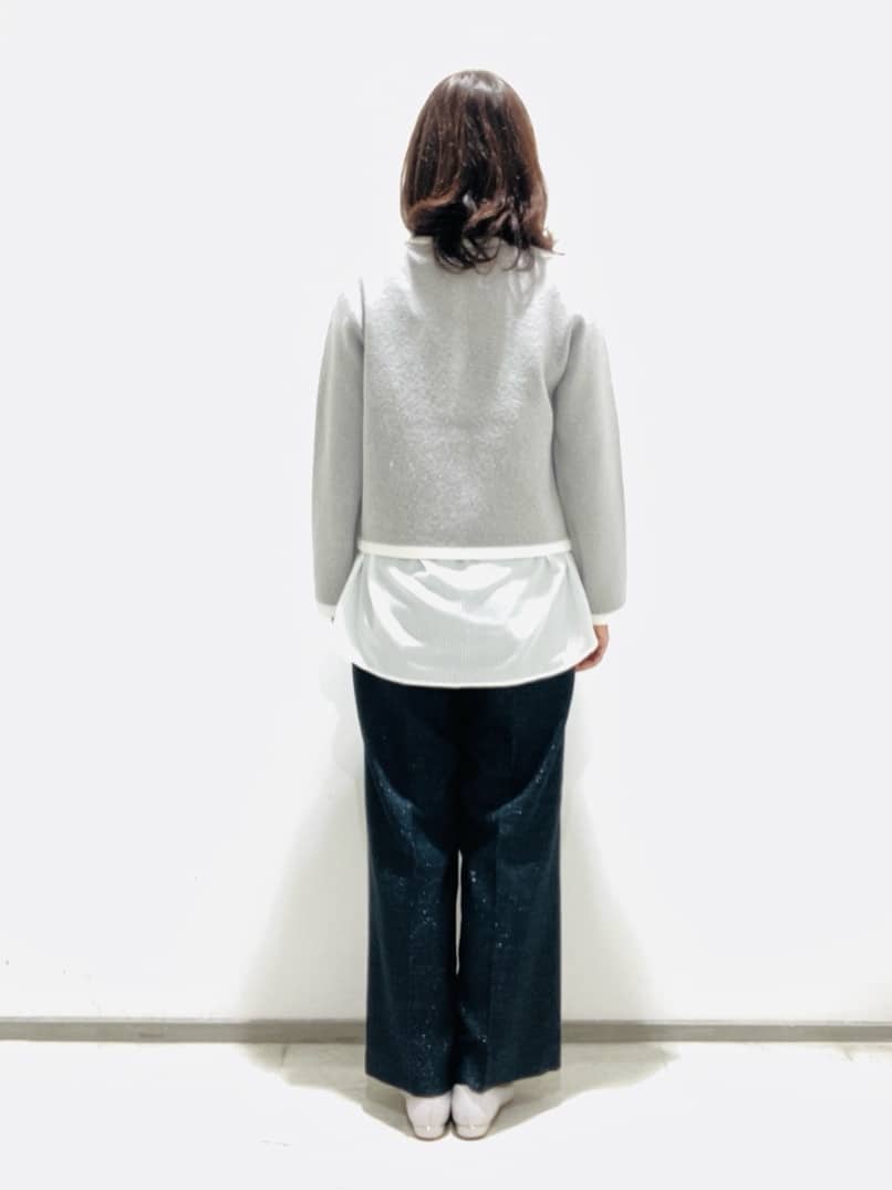 fujiさんの「INDIVI｜【コットン】シャツ切り替えカットソー」を使ったコーディネート