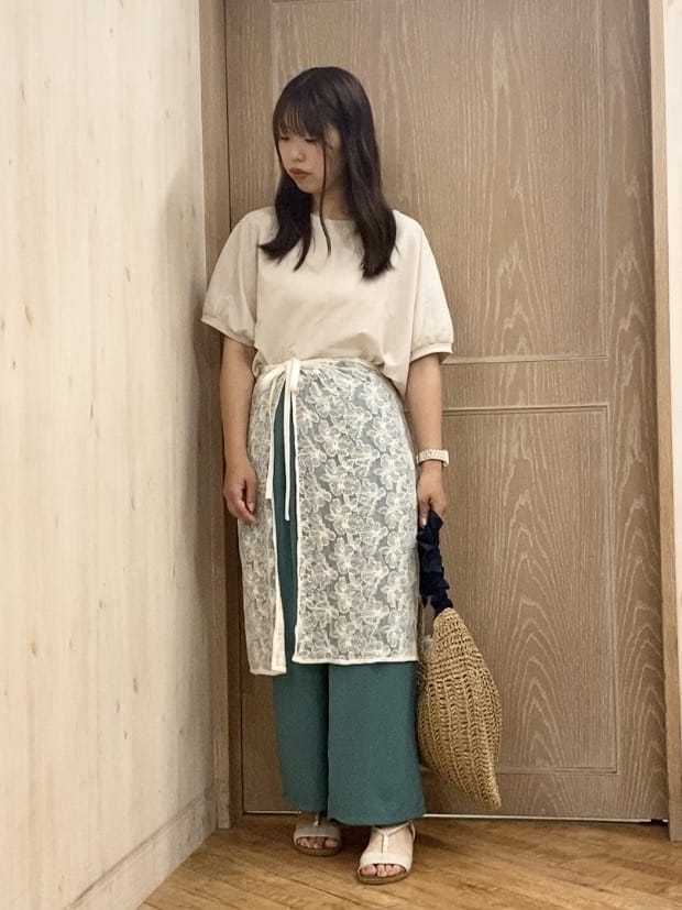 makuchanさんの「SHOO･LA･RUE｜◆【洗える】チュール刺繍ラップスカート」を使ったコーディネート