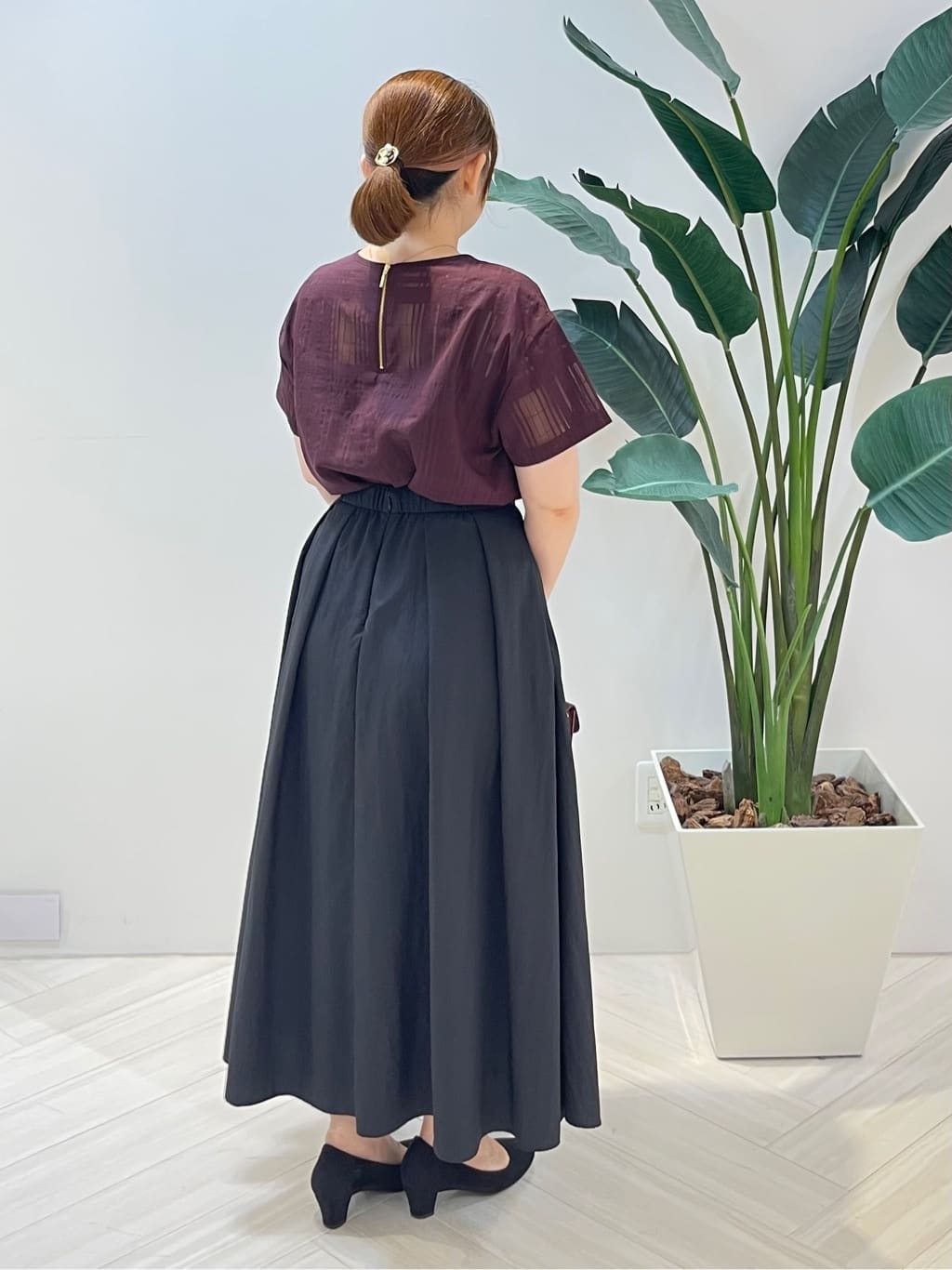 Tomoさんの「UNTITLED｜【セットアップ可/エレガント】シアーチェックTブラウス」を使ったコーディネート