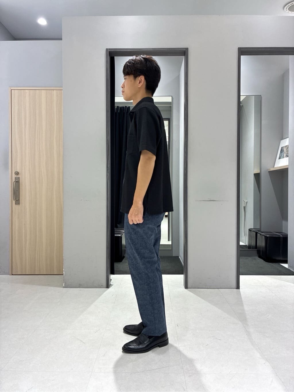 わいずみさんの「TAKEO KIKUCHI｜【抗菌防臭】COOL DOTS（R）ドビープリント ジャケット」を使ったコーディネート