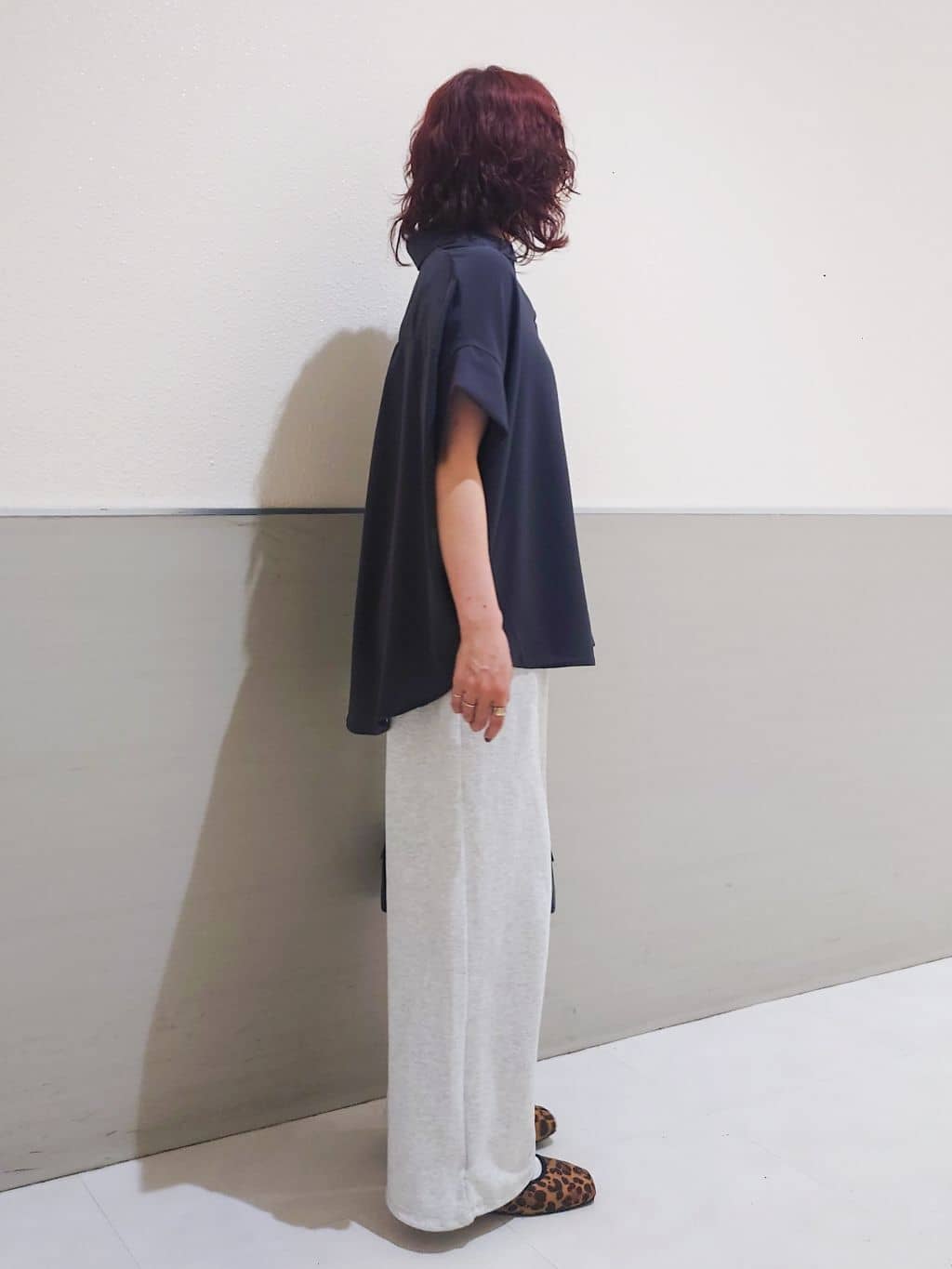maruさんの「THE SHOP TK｜【インしなくても決まる】スキッパーシャツ/接触冷感/防シワ/速乾」を使ったコーディネート