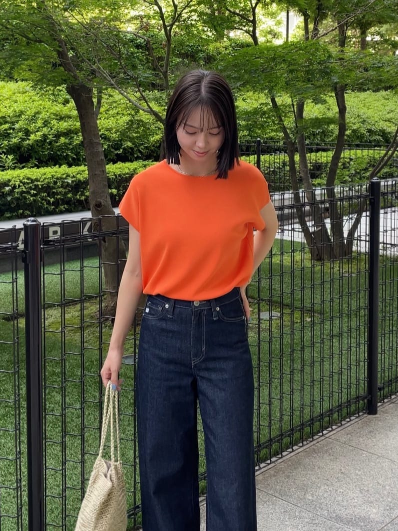 NATSUMIさんの「grove｜【SOMETHING&times;grove別注】LISAWIDE DENIM PANTS」を使ったコーディネート